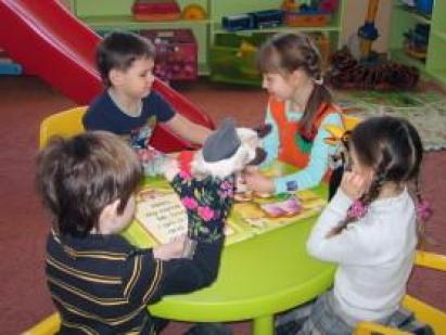 Keelekeskkond lastele tatari keele õpetamisel Tatari keelekeskkonna loomine venekeelsetes rühmades