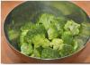 Broccoli bakad med gröna bönor